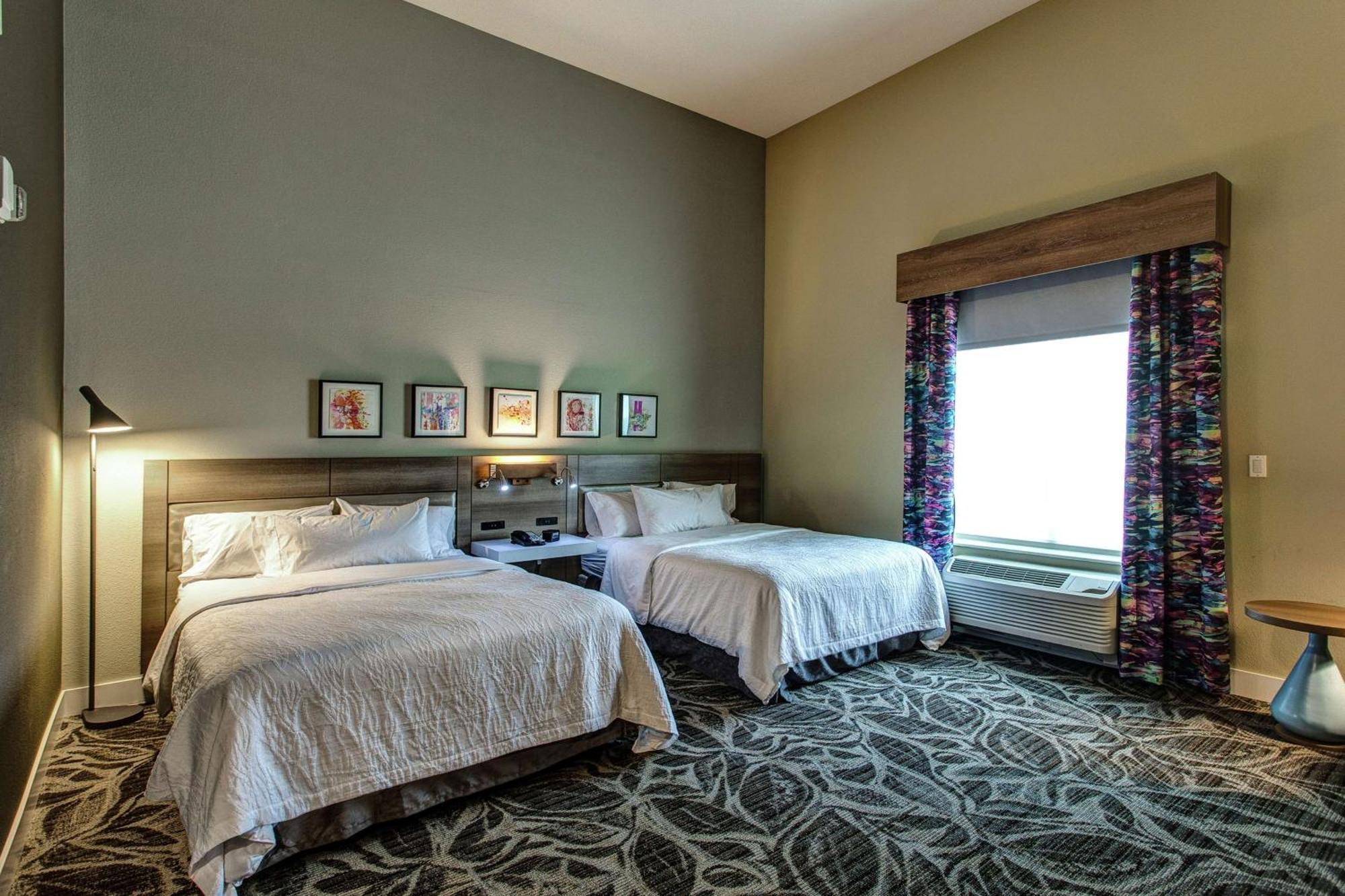 Hilton Garden Inn Topeka Esterno foto