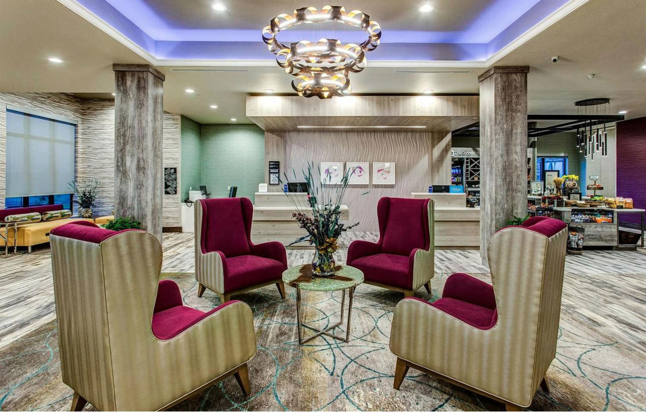 Hilton Garden Inn Topeka Esterno foto